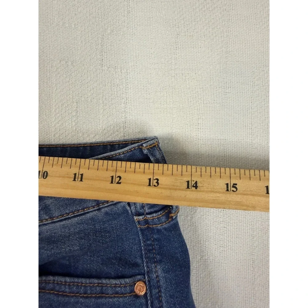 Celebrity Pink Blue Denim Rolled Cuff Shorts Size 5/27 CJ30803A86 Mid Rise